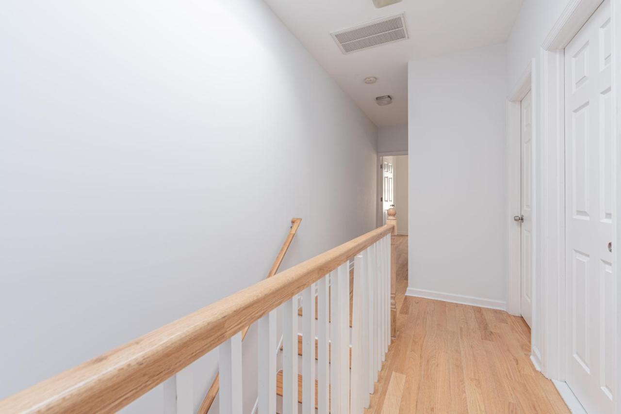 Tranquil Town House With Parking And Laundry - Just 25 Minutes To Time Square! Villa Jersey City Ngoại thất bức ảnh