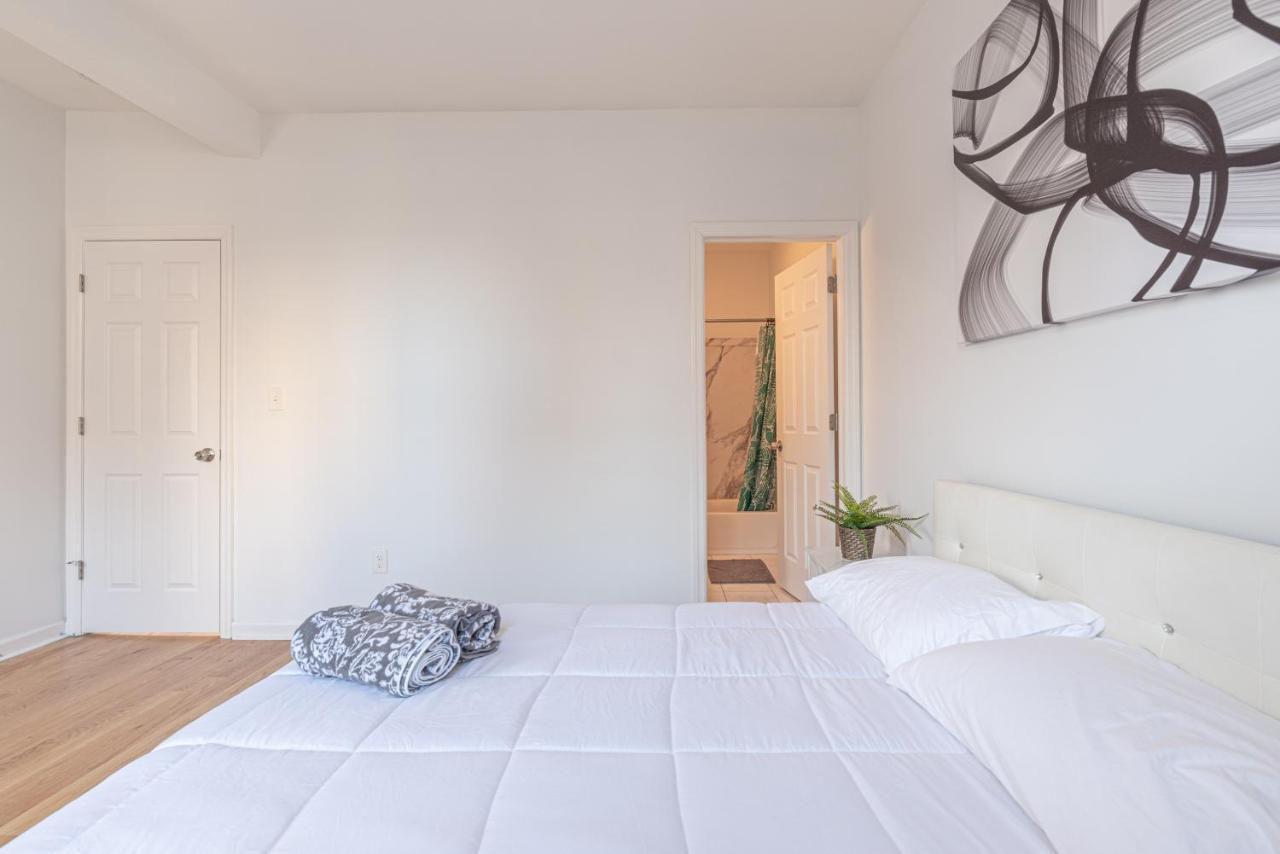 Tranquil Town House With Parking And Laundry - Just 25 Minutes To Time Square! Villa Jersey City Ngoại thất bức ảnh
