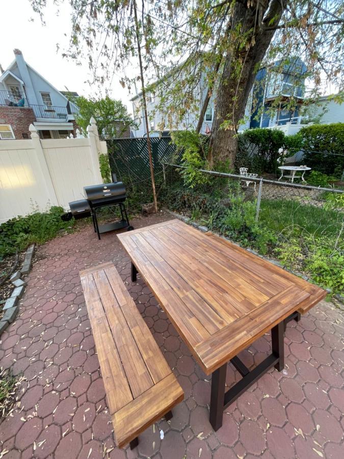 Tranquil Town House With Parking And Laundry - Just 25 Minutes To Time Square! Villa Jersey City Ngoại thất bức ảnh